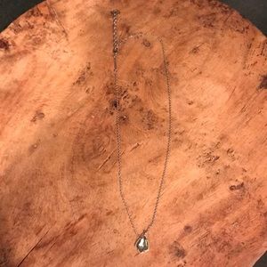 Kendra Scott necklace